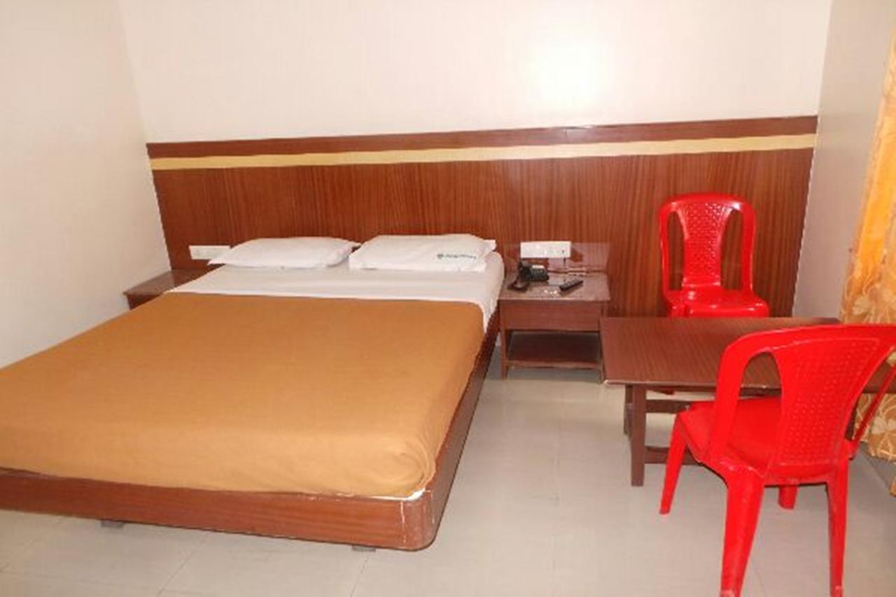 Mlc Gateway Deluxe Inn Bangalore Eksteriør bilde